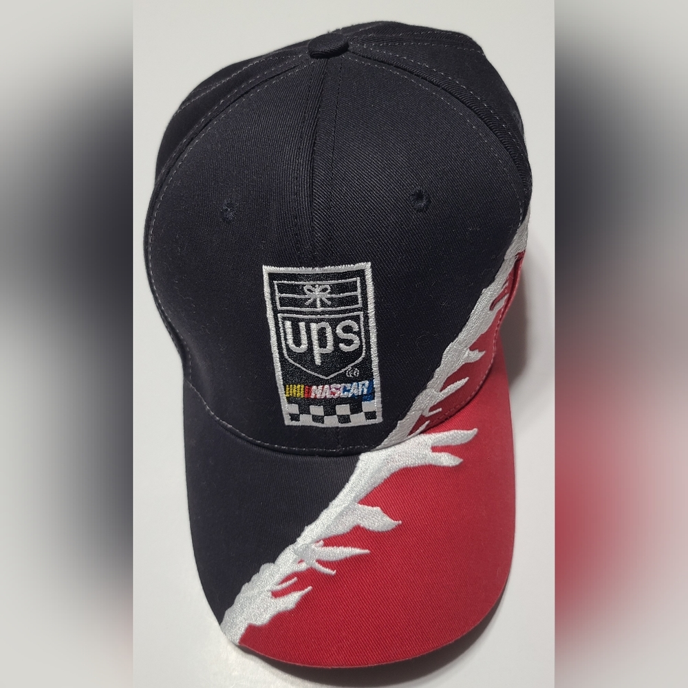 UPS Nascar Hat Cap NWOT Black, Red, & White possibly Vintage